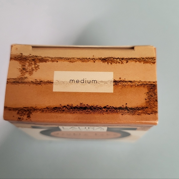 Laura Geller Double Take Baked Versatile Powder Foundation Medium .06oz (TS) NIB - Picture 4 of 10